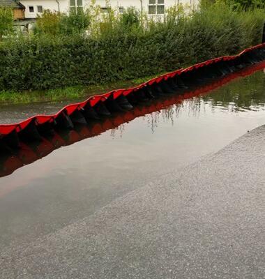 Flexibilní hráz