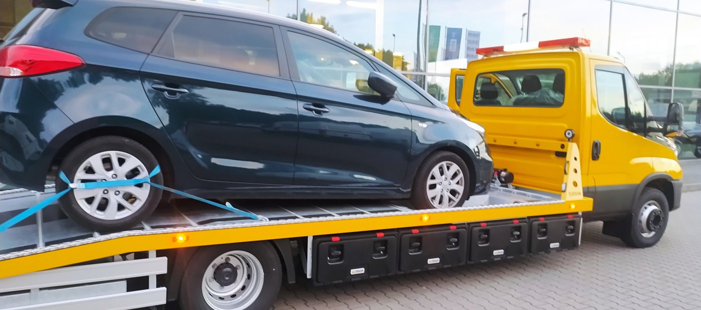 Iveco Daily 72C18 Pevná plošina pro přepravu vysokých vozidel