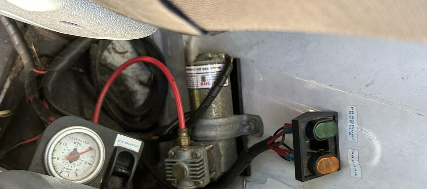FORD TRANZIT  2,4  r.v.2010